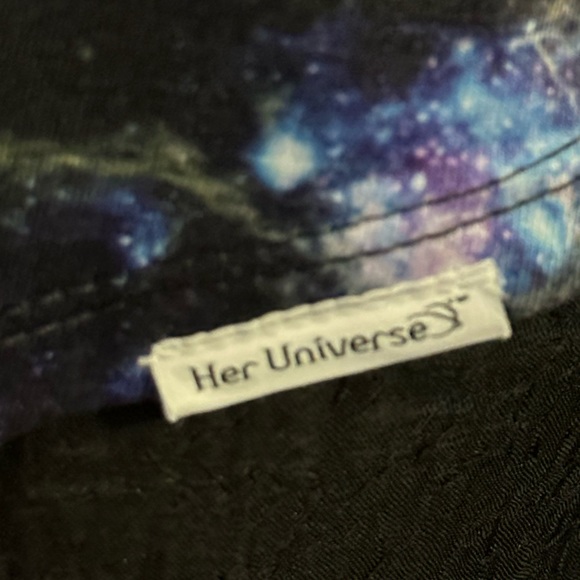 Star Wars tank top, her universe, size medium New black blue universe designe - Picture 10 of 10